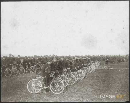 Revue militaire (Malzéville)