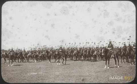 Revue militaire (Malzéville)