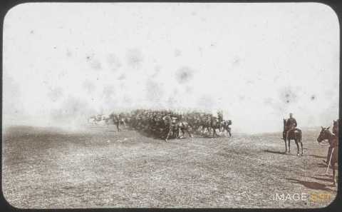 Revue militaire (Malzéville)