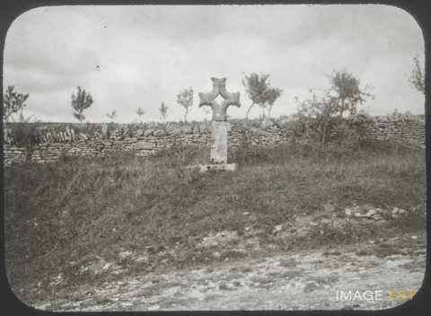 Croix de chemin (Ville-sur-Illon)
