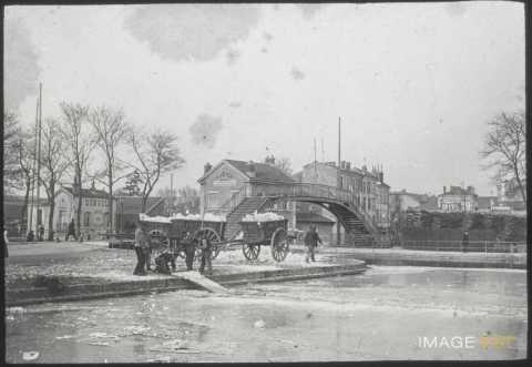 Transport de glace (Nancy)