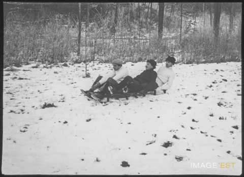 Hommes en bobsleigh (Malzéville)