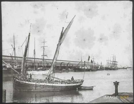 Port fluvial (Bordeaux)