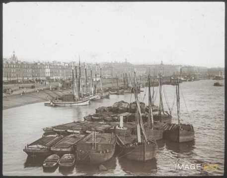 Port fluvial (Bordeaux)