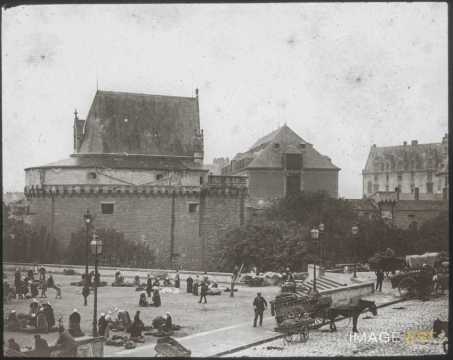 Place de la Duchesse Anne (Nantes)