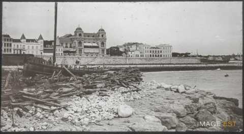 Plage et Casino (Royan)