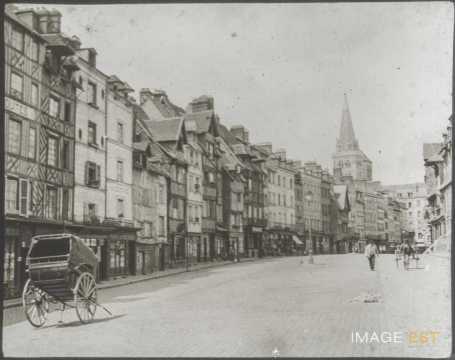 Rue Saint-Pierre (Lisieux)
