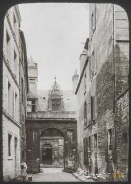 Hôtel de Than (Caen)