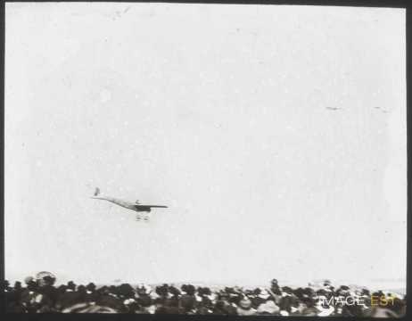 Atterrissage d'un avion (Jarville-la-Malgrange)