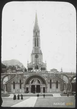 Basilique Notre-Dame-du-Rosaire (Lourdes)