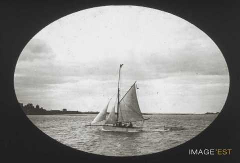 Bateau à voile (Dinard)