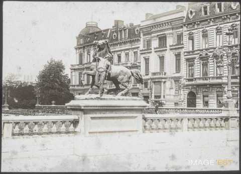Statue du Dompteur (Liège)