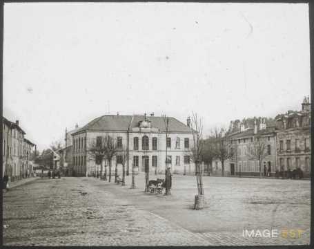 Place de la Bourse (Épinal)