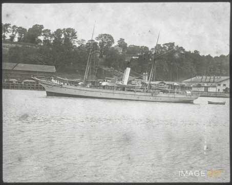 Péniche (Bayonne)