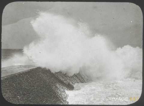 Vague (Biarritz)
