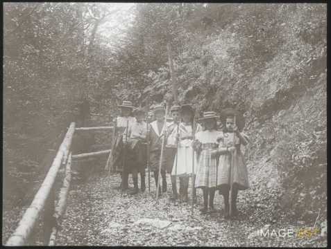 Groupe d'enfants (Bullet)