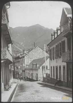La rue de la Raillière (Cauterets)