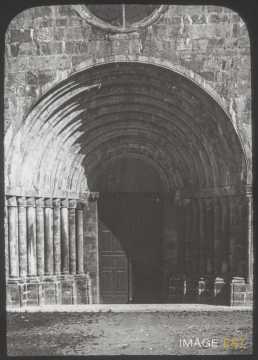 Abbatiale romane (Saint-Savin-en-Lavedan)