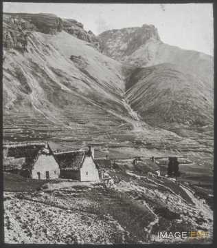 Maisons en pierre (Dévoluy)