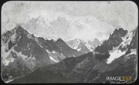 Sommets des Grandes Jorasses et Aiguille Verte (Chamonix)