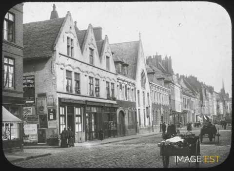 Ancien hospice Gantois (Lille)