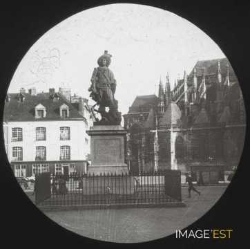 Statue d'Abraham Duquesne (Dieppe)