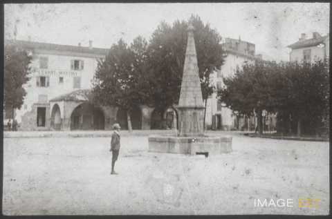 Place Marcel Sauvaire (Castellane)