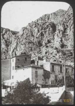 Habitations (Moustiers-Sainte-Marie)
