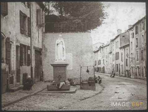 Statue de Saint-Pierre Fourier (Mirecourt)