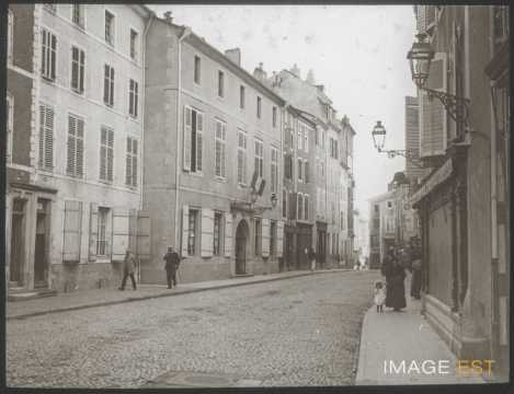Hôtel d ville (Mirecourt)