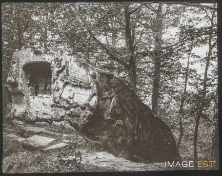 Roche des Douze Apôtres (Relanges)