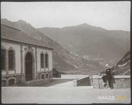 Établissement thermal (Cauterets)