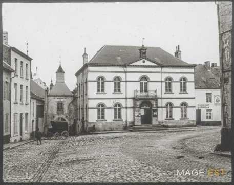 Hôtel de ville (Florennes)
