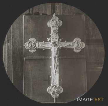 Croix de procession (Saint-Mihiel)