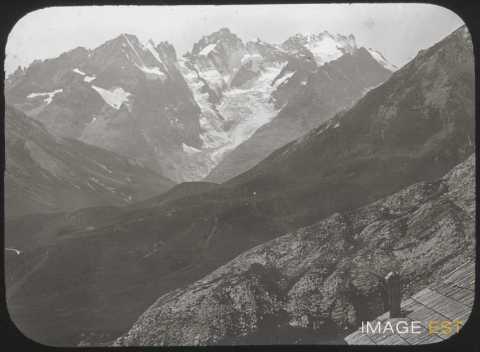 Massif montagneux