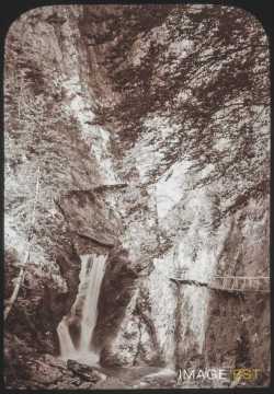 Cascade