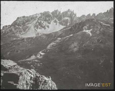 Chaîne de montagne (Haute-Savoie)