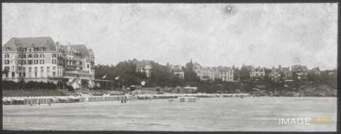 Plage et villas (Saint-Lunaire)