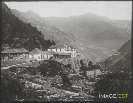 Établissement thermal (Cauterets)