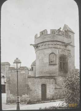 Tour des Gens d'armes (Caen)