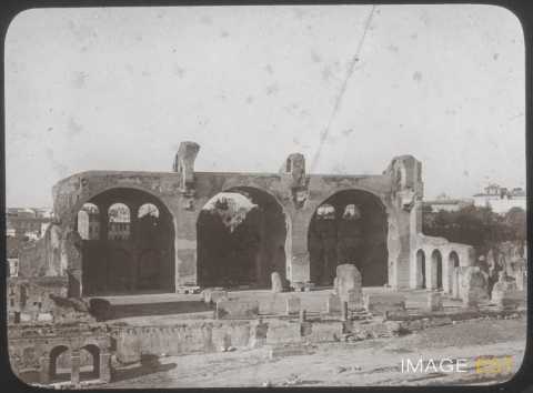 Basilique de Maxence et Constantin (Rome)