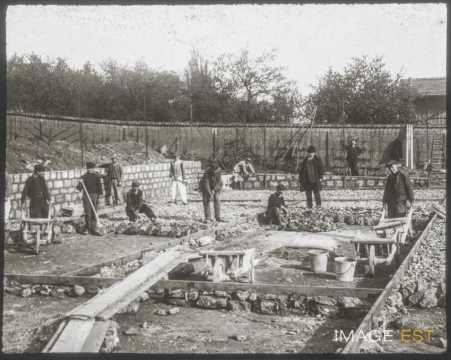 Construction d'un cour de tennis (Malzéville)
