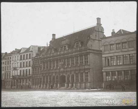 Halle aux Draps (Tournai)