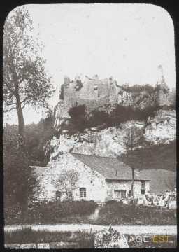 Vestiges de Montaigle (Dinant)