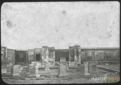 Temple d'Auguste (Pompéi)