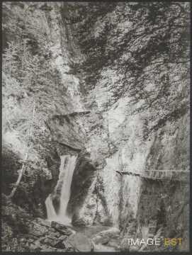 Cascade
