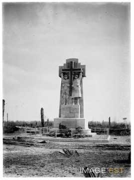Monument de la Croix des Carmes (Montauville)