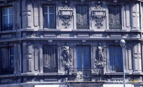 Ornements de façade (Nancy)