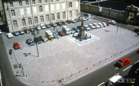 Place Dombasle (Nancy)