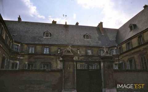 Hôtel des Loups (Nancy)